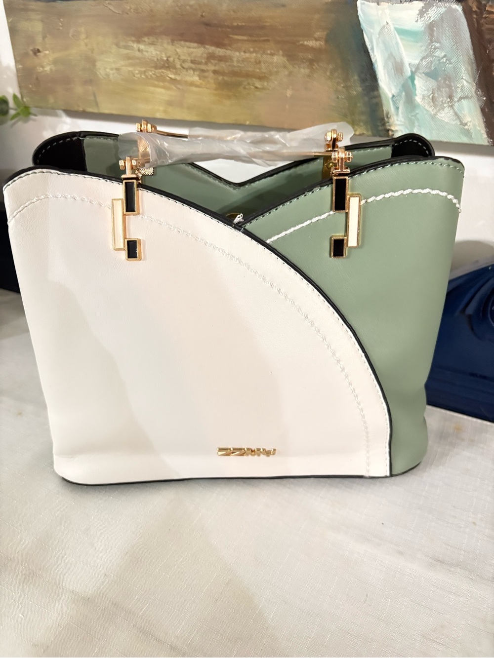 ZZMY White and Sage Green Womens Satchel or crossbody  Bag w/ Gold Accents NWT